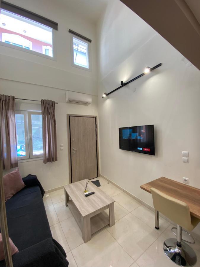 Appartamento Luxury Loft Kalu Tsesme A Giannina Esterno foto